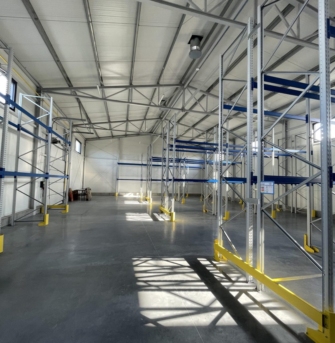 Montaż regałów paletowych z odbojnikami Białystok - MIR-BEST Bitwy Białostockiej MS Regały Regały paletowe 5000mm z odbojnikami MIR-BEST Białystok Bitwy Białostockiej - montaż MS Regały