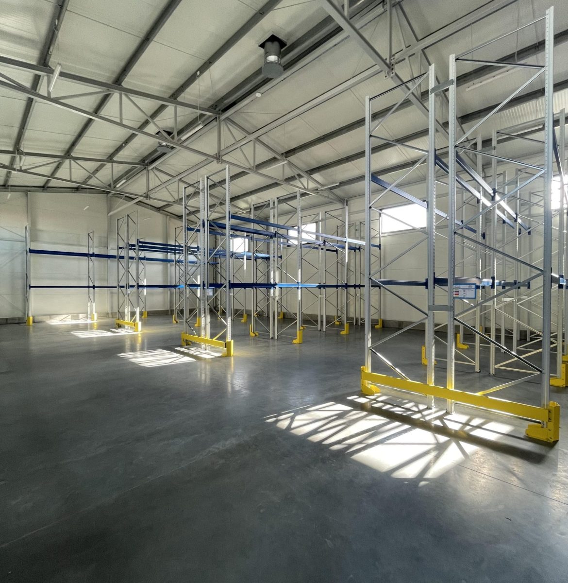 Regały paletowe dwupoziomowe Białystok - MIR-BEST maszyny drogowe MS Regały Regały paletowe 2 poziomy składowania Białystok MIR-BEST maszyny drogowe MS Regały Podlasie