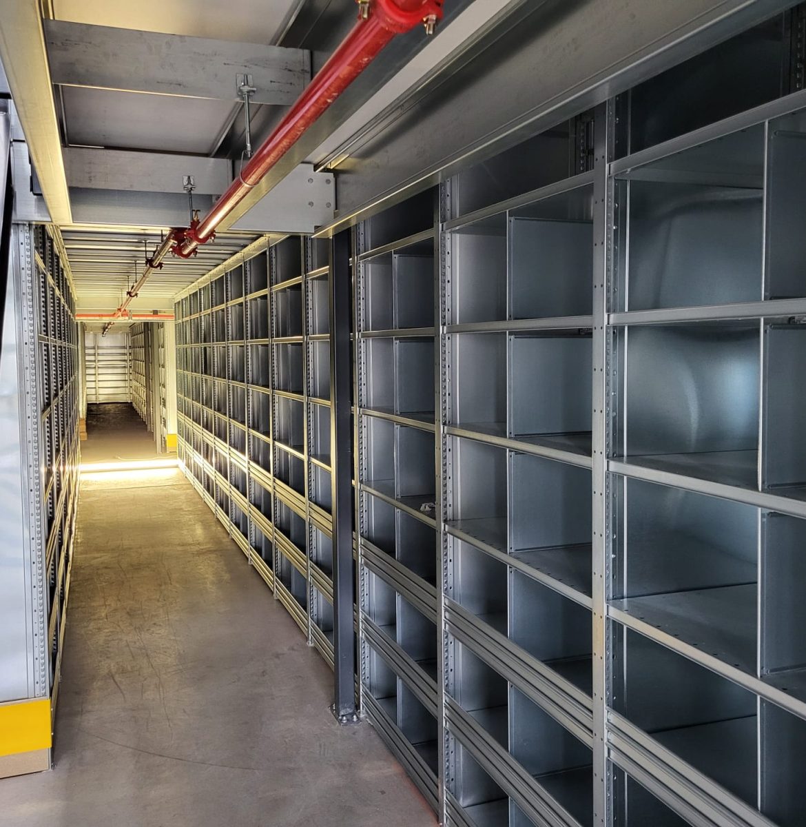 Antresola regałowa 3 poziomy Francja - Picktower Metz MS Regały eksport branża automotive Antresola regałowa trzeci poziom Metz Francja Picktower ergonomia MS Regały eksport automotive